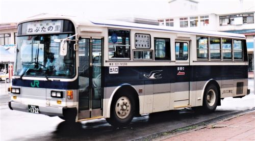 いすゞLV CUBICバス
カタログ 番外 長崎バスの路線塗装のままで引き続き活躍中！島鉄バス元