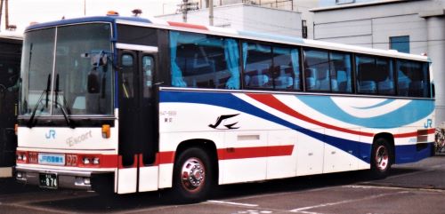 日野ブルーリボンRU②（RU638A/B系） | つばめバスの記録集