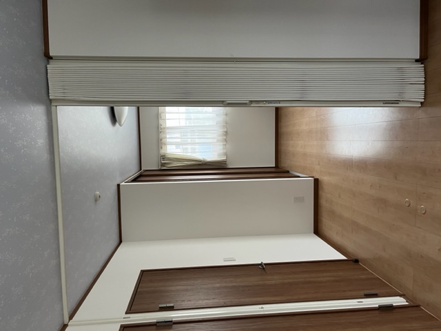 アコ―デイオンドア―,100センチ*174丈ジャバラ式子供部屋向き アコ―デイオンドア―,100センチ*174丈ジャバラ式子供部屋向き