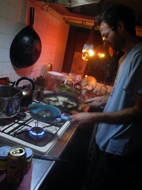 Davidさんお料理中