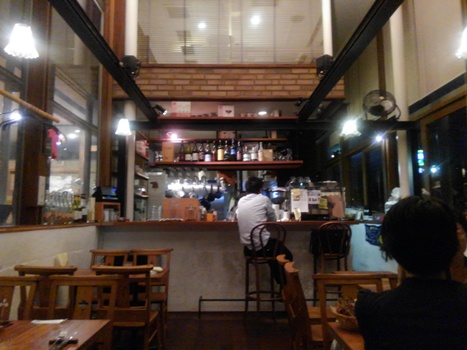 まちのパーラー 店内