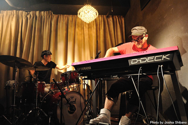 尾野カオル+藤原佑介@恵比寿BATUCA