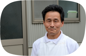 ぶどう饅頭づくり「一筋」14年 中尾克志の話。