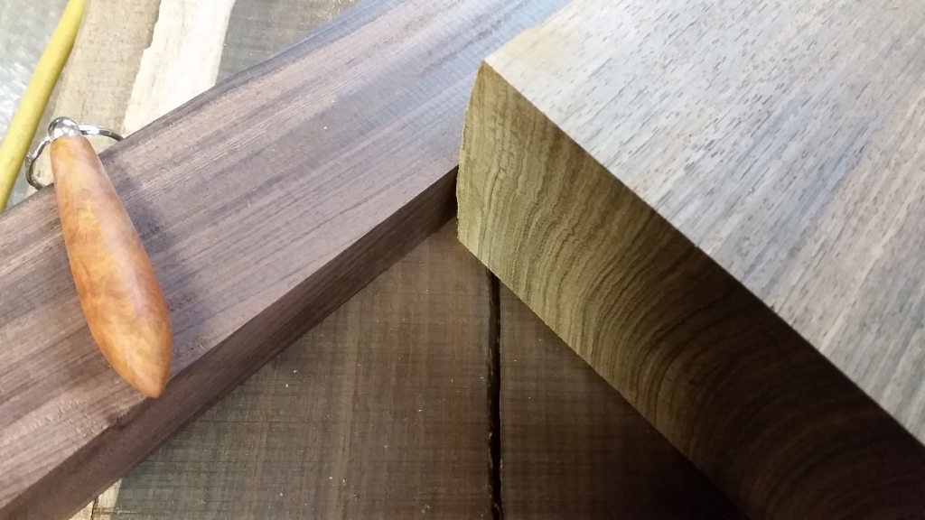 ヒマラヤンローズウッド(インドローズウッド） | 切々と語る楔（せつ