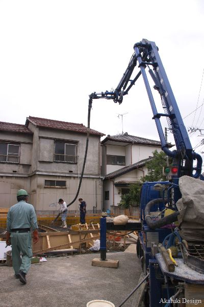 ポンプでコンクリート圧送