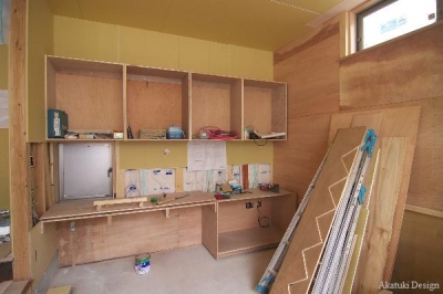 書斎家具製作中
