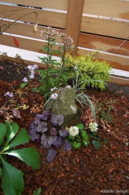 山野草の植え込み