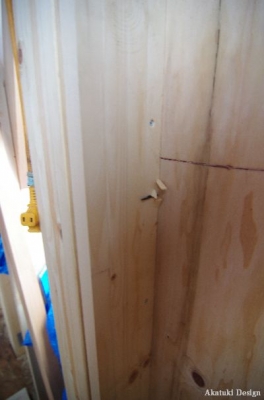 HouseinFuniture釘打ち