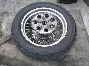 タイヤ
