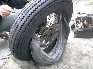 チューブ埋め込み