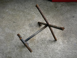 建築資材鉄骨12mm