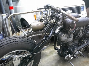 E&Jヘッドランプ仮置き