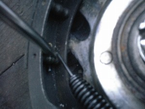 ドラム用スプリング掛かり位置