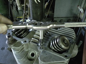 タップ立て作業