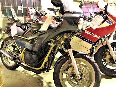 デュアルカウルのSRX | 旧車バイク・カスタムバイク販売「BurstCity