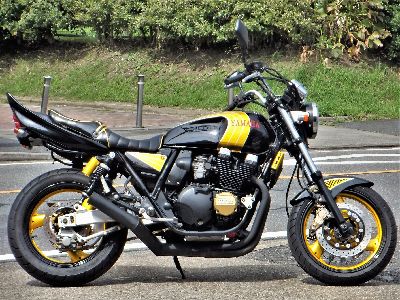 XJR400似てる | 旧車バイク・カスタムバイク販売「BurstCity ...