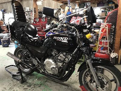 ジェイドのタイヤ 旧車バイク カスタムバイク販売 Burstcity バーストシティ ブログ