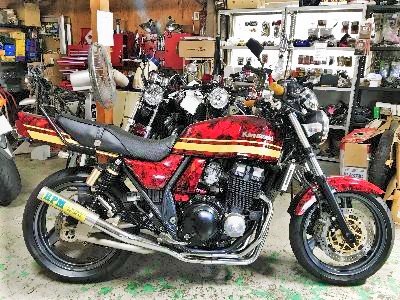 ZRX400納車準備 | 旧車バイク・カスタムバイク販売「BurstCity