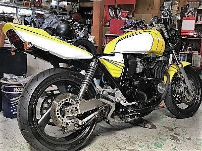XJR400に外装 | 旧車バイク・カスタムバイク販売 XJR400に外装 | 旧車バイク・カスタムバイク販売