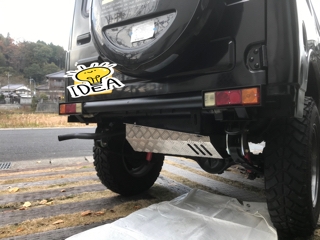 ジムニーJA11～納車後のセルフカスタム1～タンクガードとコーナー 