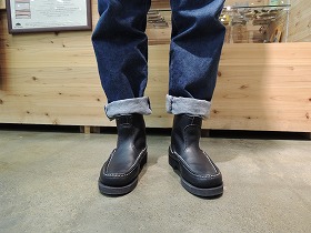 RUSSELL MOCCASIN （ラッセルモカシン）ノックアバウトブーツ