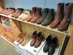 ラッセルモカシン　ノックアバウトブーツ　サイズ9E Russell Moccasin（ラッセル モカシン） Knock-A-Bout Boot