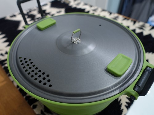 コンパクトになるだけじゃない！GSI outdoors(ｼﾞｰｴｽｱｲ) エスケープHS