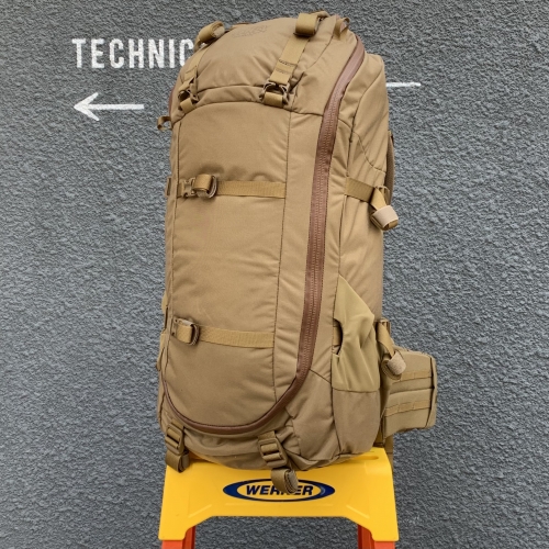 抜群のアクセス性と多彩な機能が特徴の SAWTOOTH45 【MYSTERY RANCH 