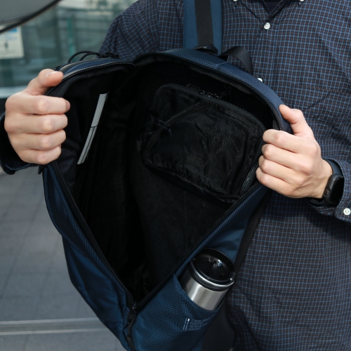 コンビニ受取対応商品 ポリバレントで秀逸なバッグ、TREGのジ