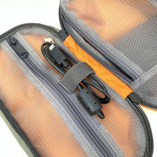 日常からアウトドアまで、小物の収納はSPIFF KIT【MYSTERY RANCH TOKYO