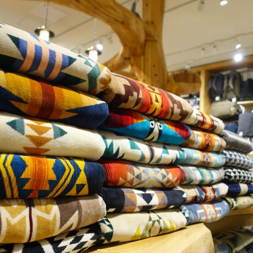 PENDLETON(ペンドルトン)気軽に使えるタオルブランケット【ららぽーと