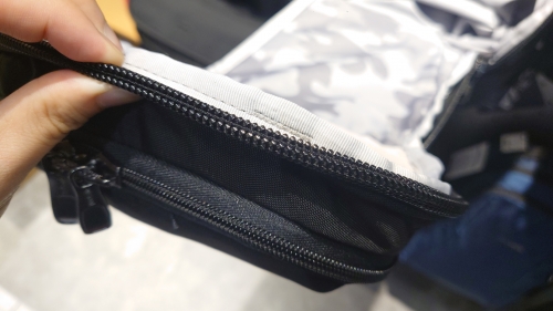 Pacsafe(パックセーフ)の海外旅行で必須級のバックパック【成田