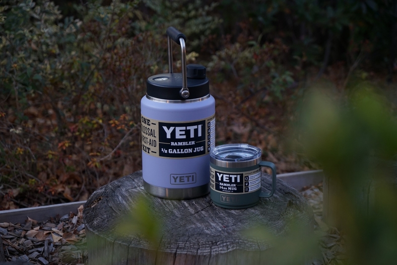 YETI RUMBLER JUG