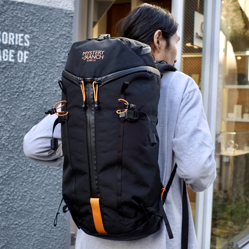 MYSTERY RANCH CUBE 22 ホワイト リュック SCREEの新サイズ・22Lのご紹介。【MYSTERY RANCH TOKYO】 | A&F