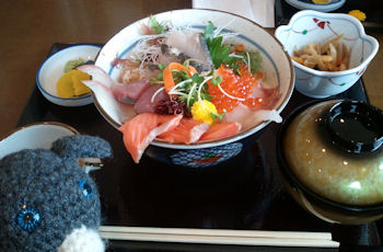 海鮮丼