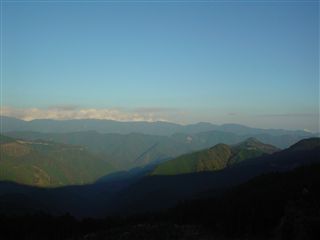 051028_頂上一歩手前「絶景2」