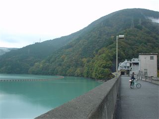 051029_井川湖畔(1)