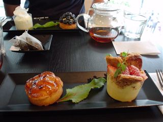 050522_COMME CA STORE「あんずのタルトとミルフィーユ」