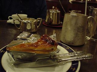 050604_LONDON TEA ROOM「紅茶ケーキセット」