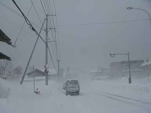 吹雪の中