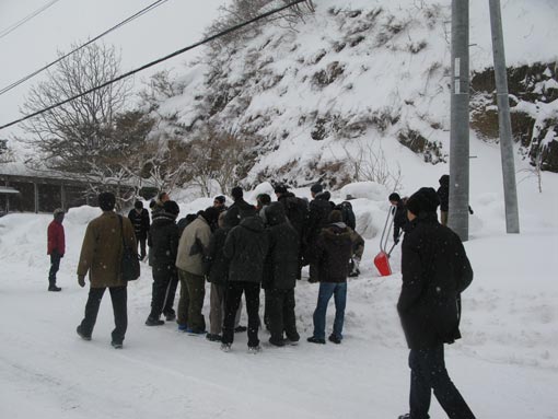 茨木家中出張番屋のすぐ横に集合