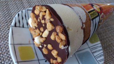 ジャイアントコーン チョコアンドマカデミア3