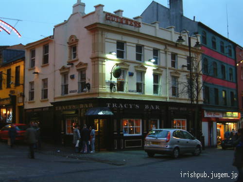 Tracys Bar