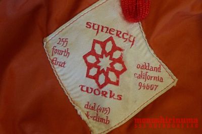 ¥â¥Î¥·¥ê¾Â 555nat.com monoshirinuma 1970-1980s ¥¢¥¦¥È¥É¥¢²¹¸ÎÃο· Made in U.S.A. SYNERGY WORKS ´°À®¤µ¤ì¤¿¥Ç¥¶¥¤¥ó DAMN PARKA ¤ÎÈëÌ©(2)