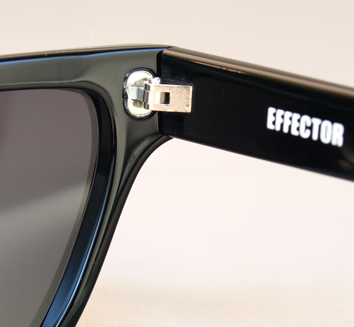 EFFECTOR（エフェクター）＆CHRISTIAN DADA(クリスチャン・ダダ