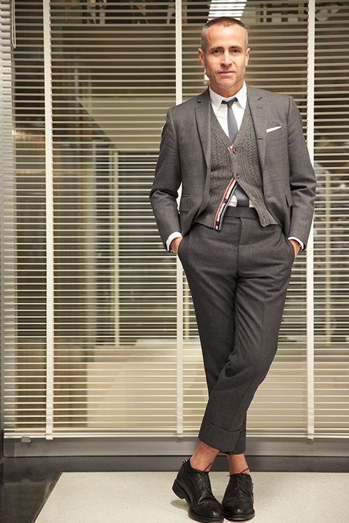 Thom Browne スーツドレス 続：短パントムブラウン～Kolorまで。ビーチ