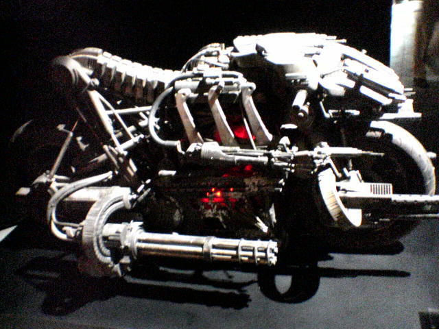 Moto-Terminator Tバイク モトターミネーター横転