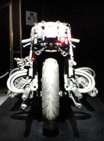 Moto-Terminator Tバイク モトターミネーター正面激突