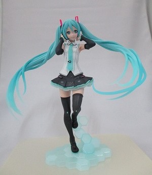 フィギュアライズ ラボ 初音ミクV4X・・・塗装しちゃいました