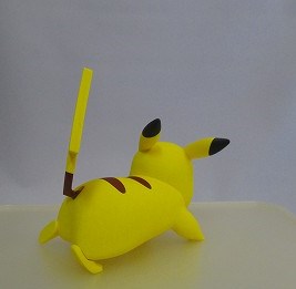 続いてもポケモンです・・・ちょっと怖い顔のピカチュウ